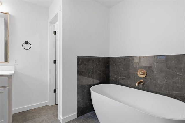 13317 SW 8th Street, Yukon, OK 73099