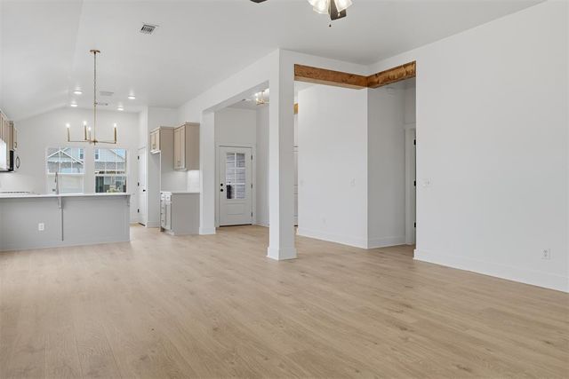 13317 SW 8th Street, Yukon, OK 73099