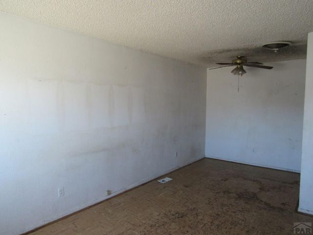 1731 Jerry Murphy Rd, Pueblo, CO 81001
