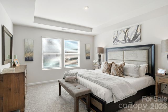 9230 Pagoda Oak Drive, Charlotte, NC 28269