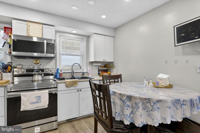 110 BUCKS MILL RD, Strasburg, VA 22657