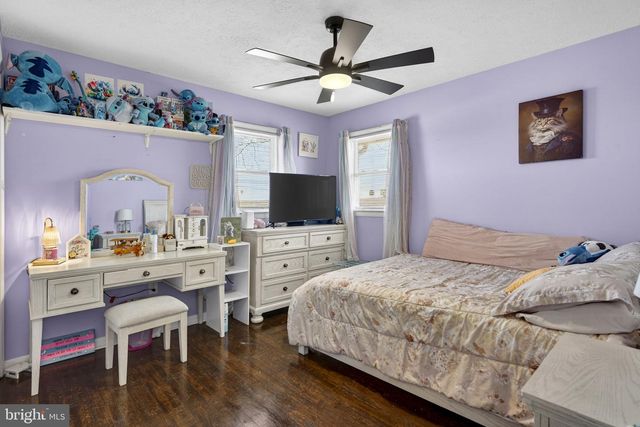 110 BUCKS MILL RD, Strasburg, VA 22657