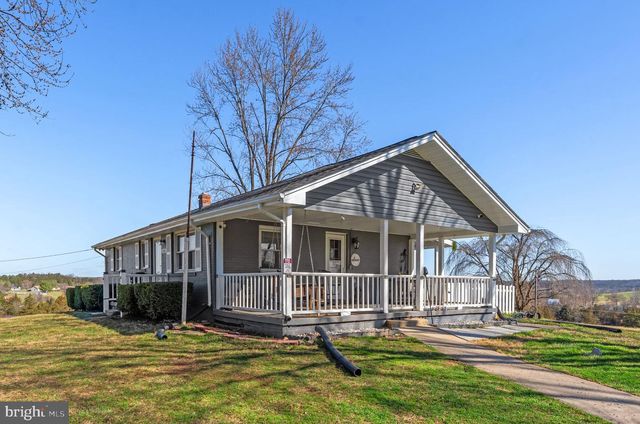 110 BUCKS MILL RD, Strasburg, VA 22657