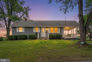 110 BUCKS MILL RD, Strasburg, VA 22657