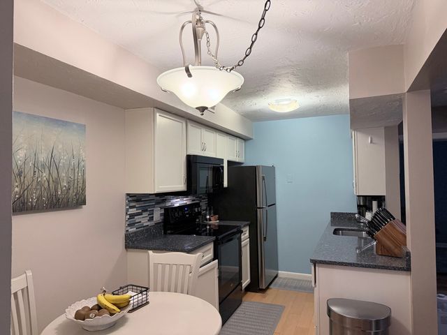213 Lake Street 62, Weymouth, MA 02189