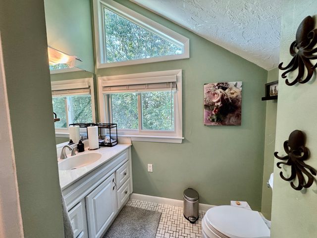 213 Lake Street 62, Weymouth, MA 02189