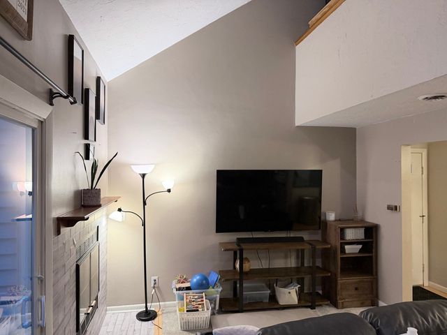 213 Lake Street 62, Weymouth, MA 02189