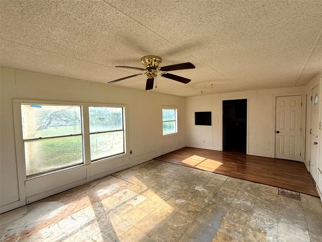 4361 Miller Road, Midlothian, TX 76065