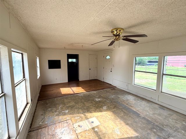 4361 Miller Road, Midlothian, TX 76065