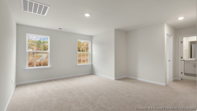 1006 Misty Creek Drive, Aberdeen, NC 28315