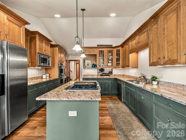 56 Devonshire Drive, Mills River, NC 28759