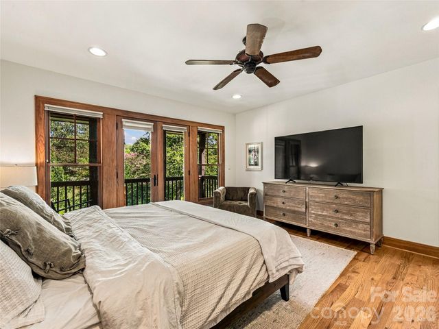 56 Devonshire Drive, Mills River, NC 28759
