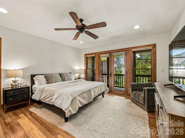 56 Devonshire Drive, Mills River, NC 28759