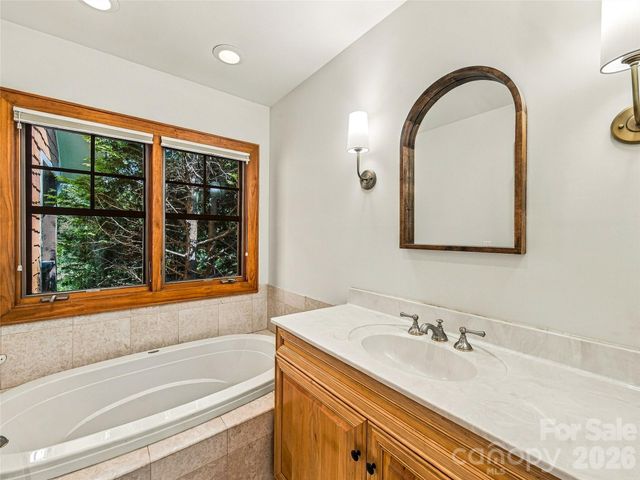 56 Devonshire Drive, Mills River, NC 28759