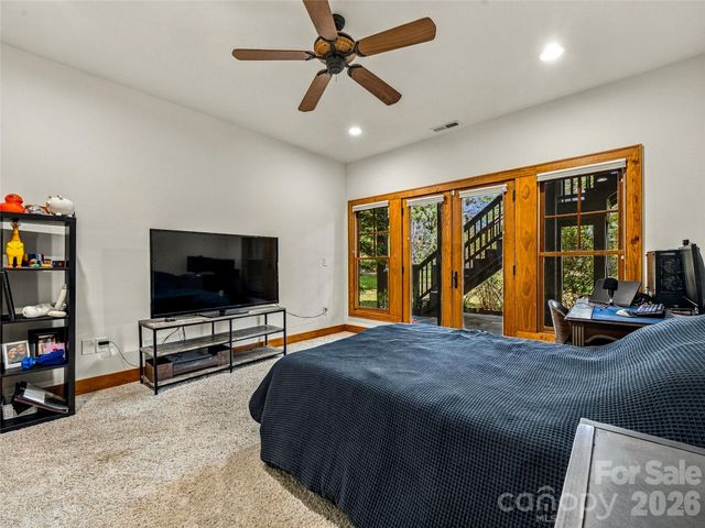 56 Devonshire Drive, Mills River, NC 28759