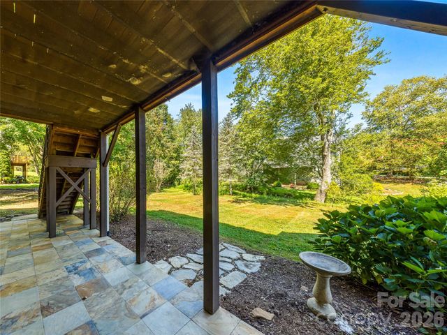 56 Devonshire Drive, Mills River, NC 28759