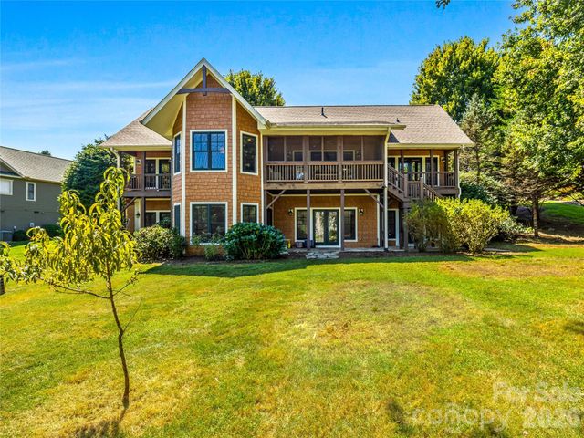 56 Devonshire Drive, Mills River, NC 28759