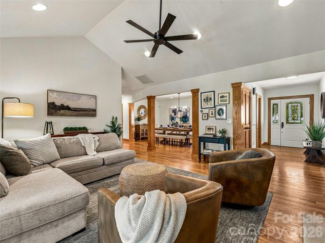 56 Devonshire Drive, Mills River, NC 28759