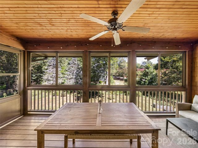 56 Devonshire Drive, Mills River, NC 28759