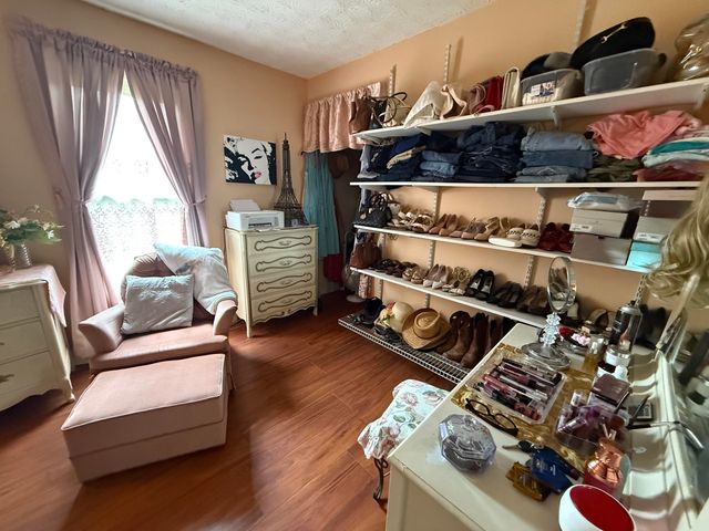 342 Dewey Banks Road, Campton, KY 41301