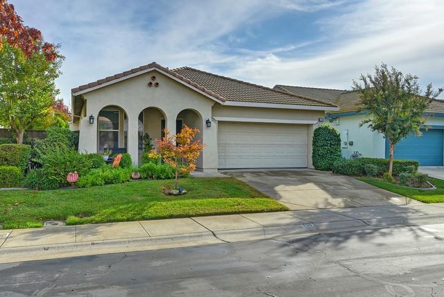 250 Pelican Bay Cir, Sacramento, CA 95835