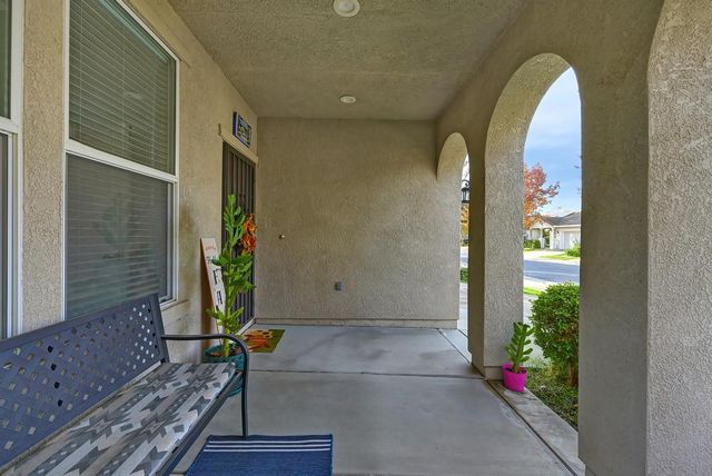 250 Pelican Bay Cir, Sacramento, CA 95835