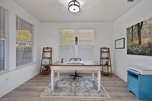 250 Pelican Bay Cir, Sacramento, CA 95835