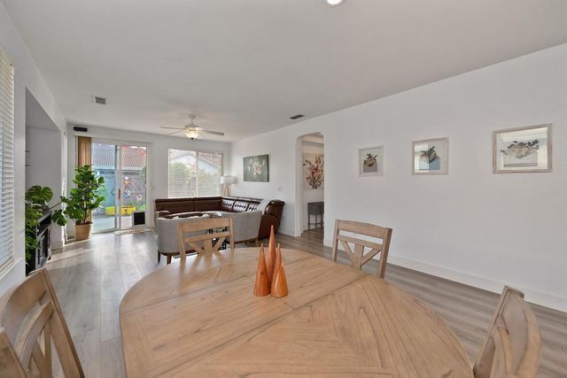 250 Pelican Bay Cir, Sacramento, CA 95835