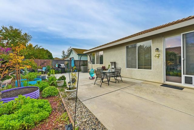 250 Pelican Bay Cir, Sacramento, CA 95835