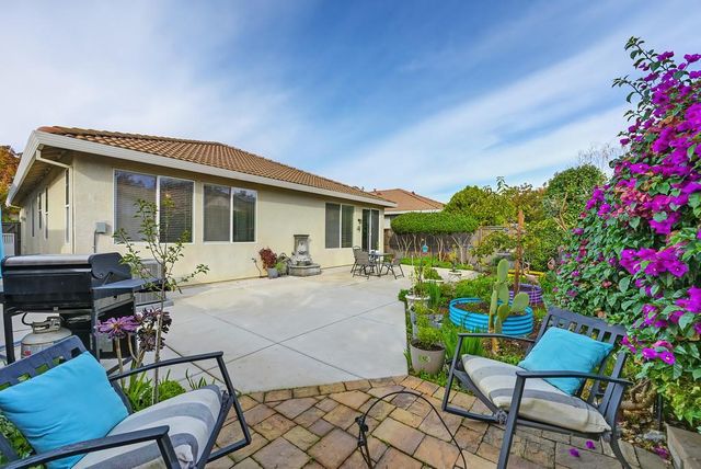 250 Pelican Bay Cir, Sacramento, CA 95835