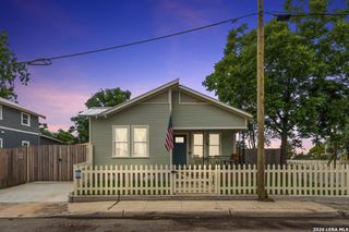 102 Canton, San Antonio, TX 78202
