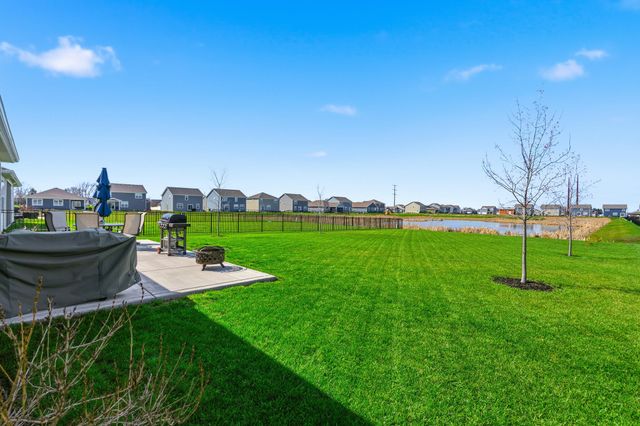 7700 W 105th Avenue, Crown Point, IN 46307