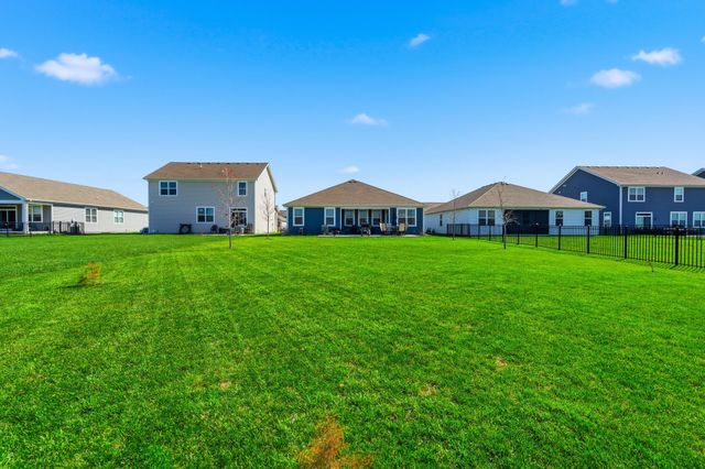 7700 W 105th Avenue, Crown Point, IN 46307