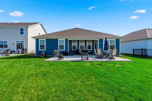 7700 W 105th Avenue, Crown Point, IN 46307