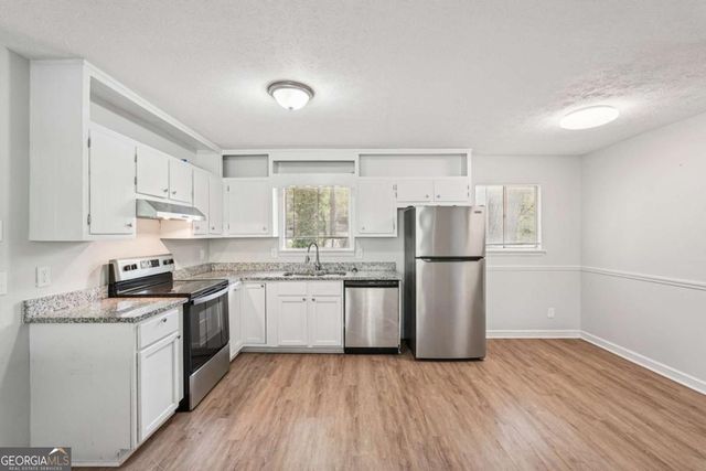 9157 Homewood Drive, Riverdale, GA 30274