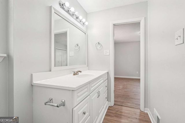 9157 Homewood Drive, Riverdale, GA 30274