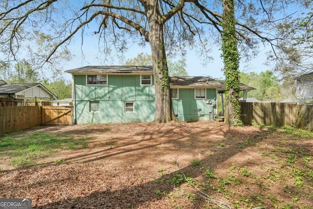 9157 Homewood Drive, Riverdale, GA 30274