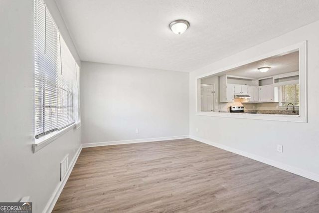 9157 Homewood Drive, Riverdale, GA 30274