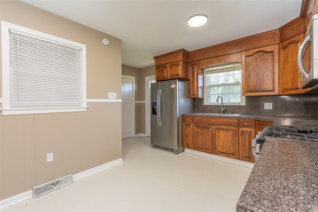 126 CARLING Drive, Anderson, SC 29621