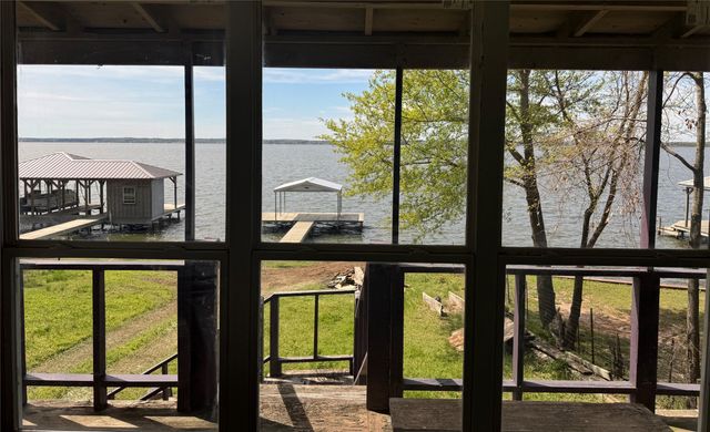 17144 Lakeview Drive, Flint, TX 75762