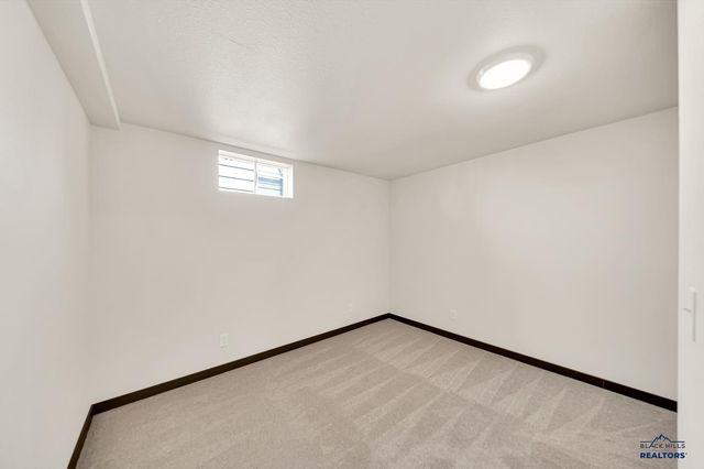 2318 CRUZ DR, Rapid City, SD 57702