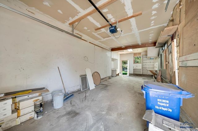 2318 CRUZ DR, Rapid City, SD 57702