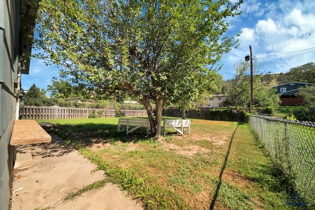 2318 CRUZ DR, Rapid City, SD 57702
