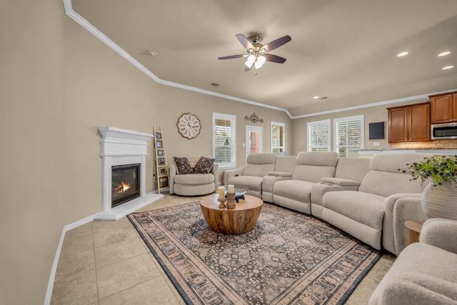 20722 Oakhurst Creek Dr, Porter, TX 77365