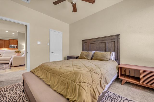 20722 Oakhurst Creek Dr, Porter, TX 77365