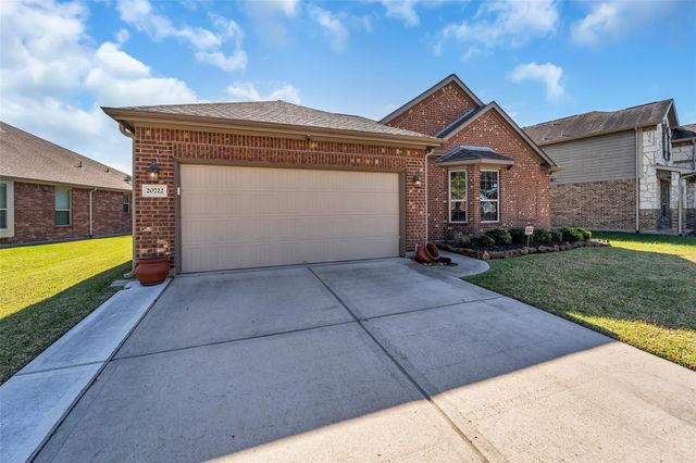 20722 Oakhurst Creek Dr, Porter, TX 77365