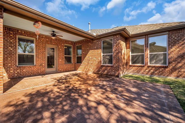 20722 Oakhurst Creek Dr, Porter, TX 77365