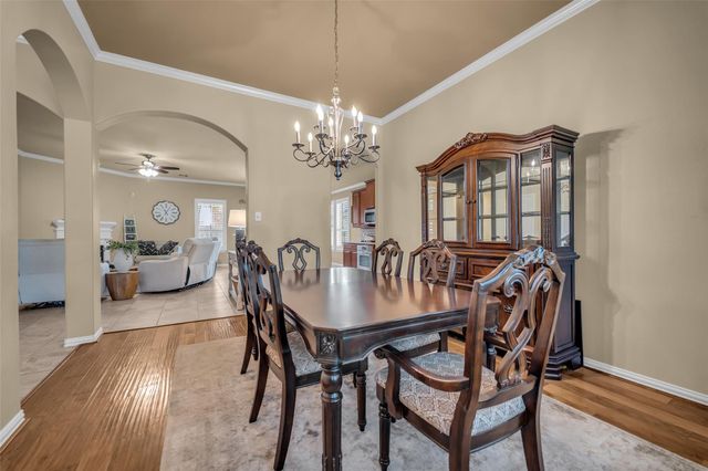 20722 Oakhurst Creek Dr, Porter, TX 77365