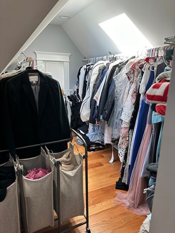 14 Fairview Rd, Lynnfield, MA 01940