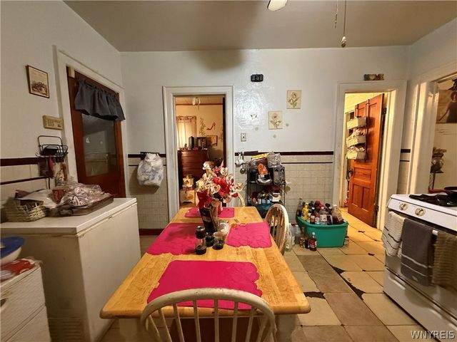 87 Walden Avenue, Buffalo, NY 14211